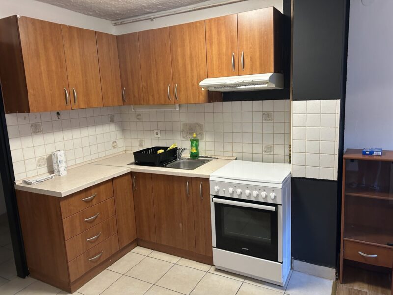 STAN U KUCI,NOVI ZAGREB,KAJZERICA 65 m2