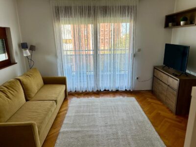 Stan (47m2) - 700 eur, Ravnice, dugorocni najam