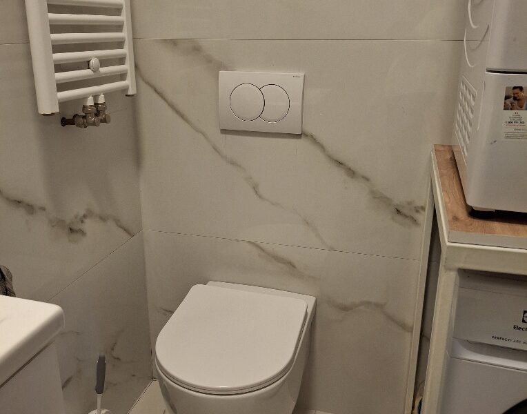 cimer u trosobnom stanu