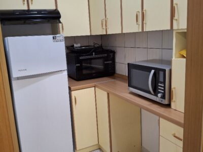 cimer u trosobnom stanu