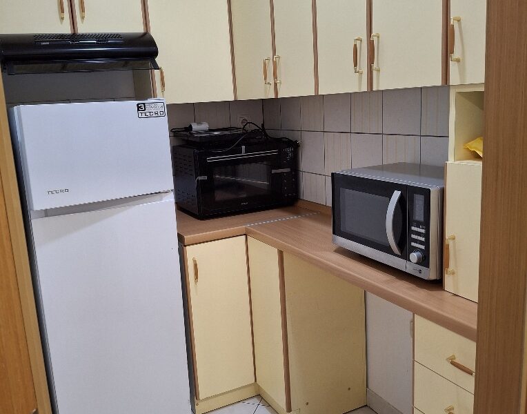 cimer u trosobnom stanu